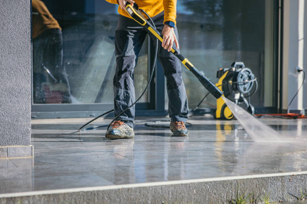 Best Pool Deck Cleaning in Athens, OH